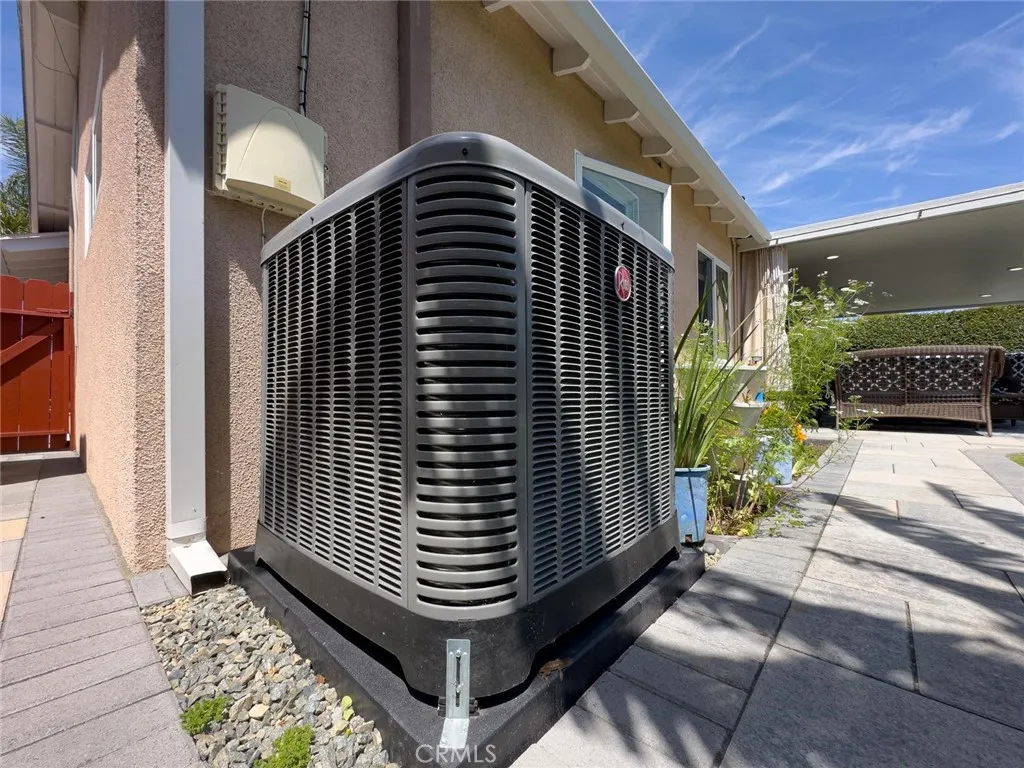 Additional image 122 of 16042 Warren Ln, Huntington Beach, CA 92649