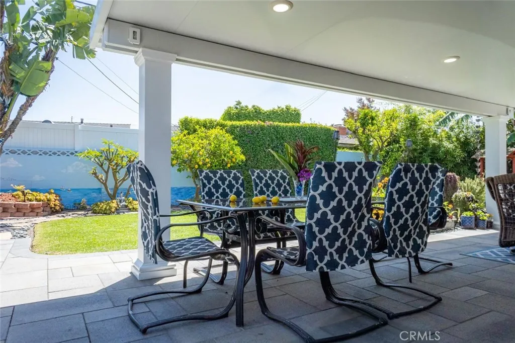 Additional image 113 of 16042 Warren Ln, Huntington Beach, CA 92649