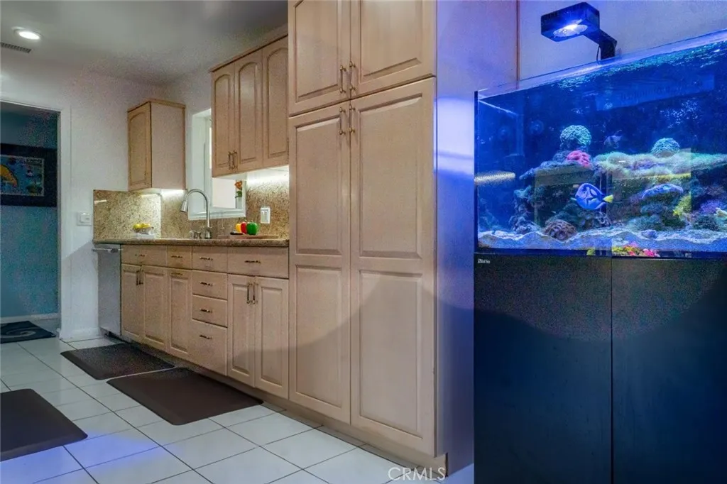 Additional image 79 of 16042 Warren Ln, Huntington Beach, CA 92649