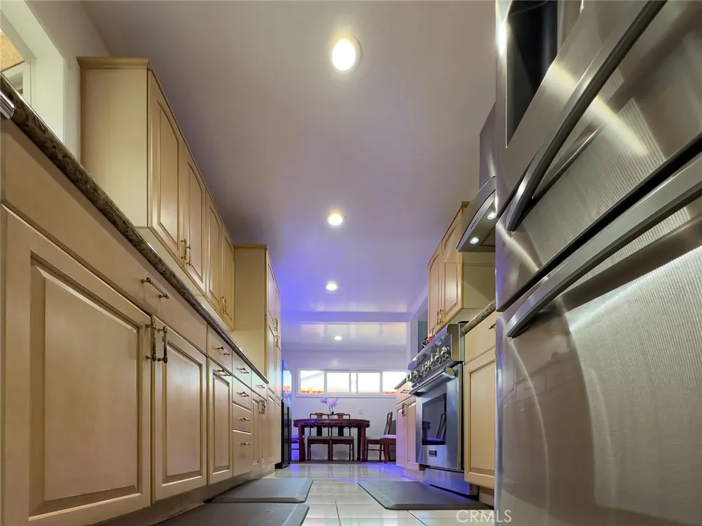 Additional image 71 of 16042 Warren Ln, Huntington Beach, CA 92649