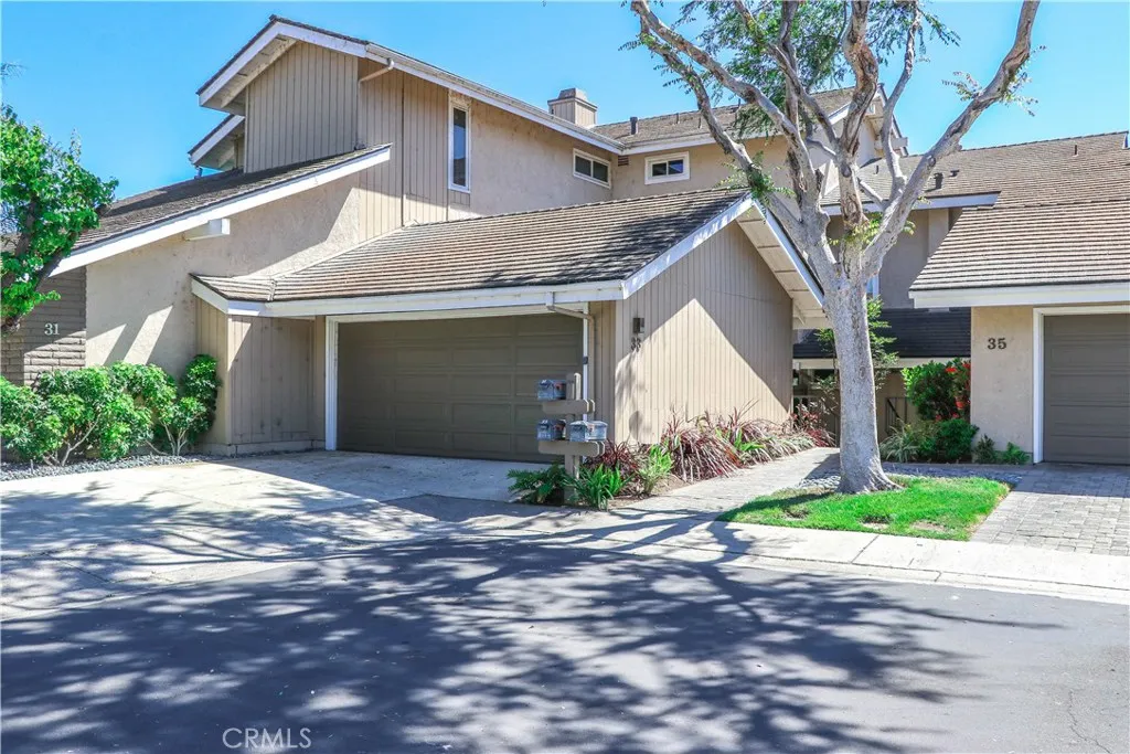33 Lakeview Unit 56, Irvine, CA 92604