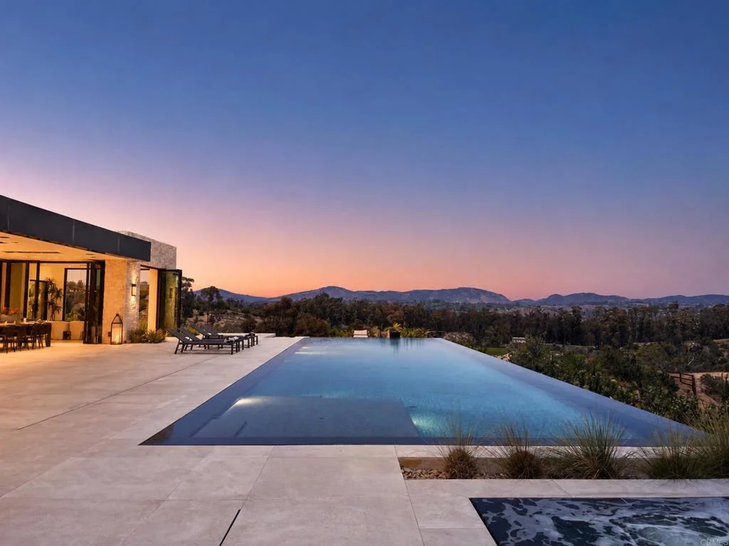 15575 Las Planideras, Rancho Santa Fe, CA 92067