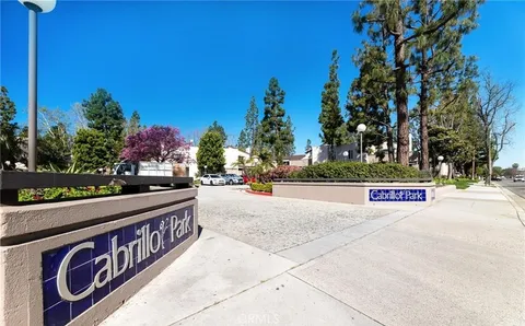 1260 Cabrillo Park Drive Unit H, Santa Ana, CA 92701 - MLS#: SB25076754
