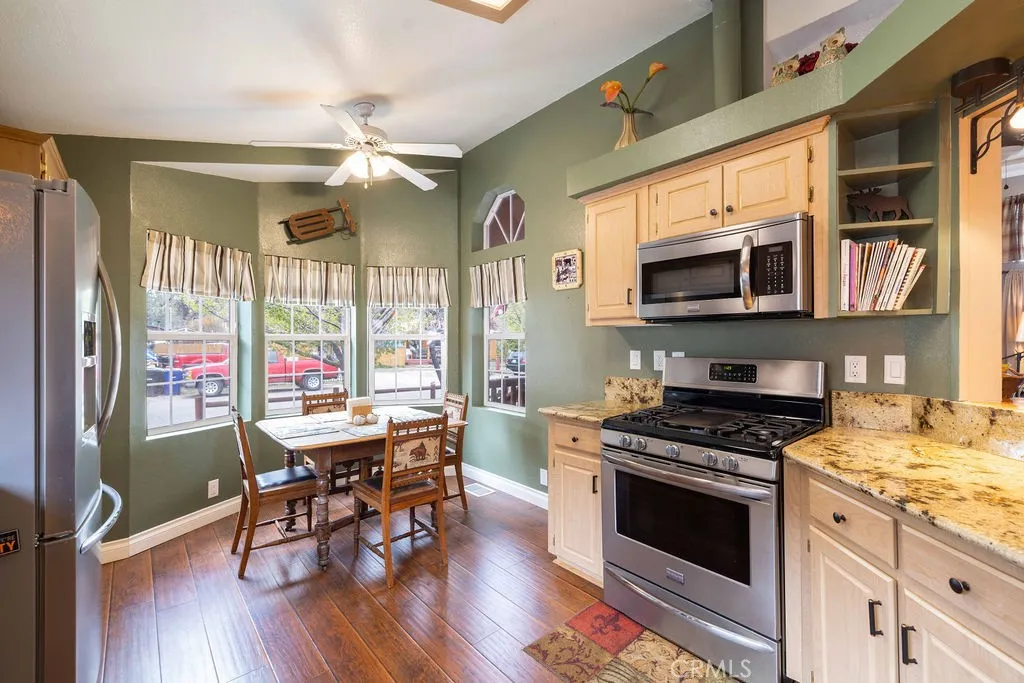 Additional image 46 of 1035 W Fairway Blvd, Big Bear City, CA 92314