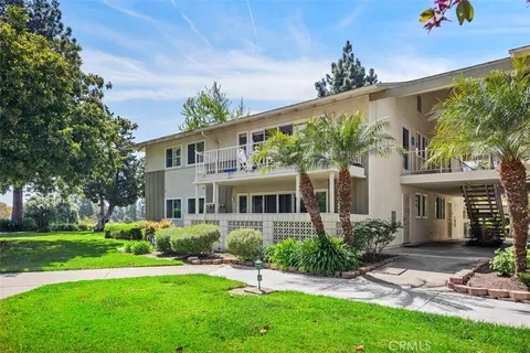 15 Via Castilla Unit T, Laguna Woods, CA MLS: OC25086679