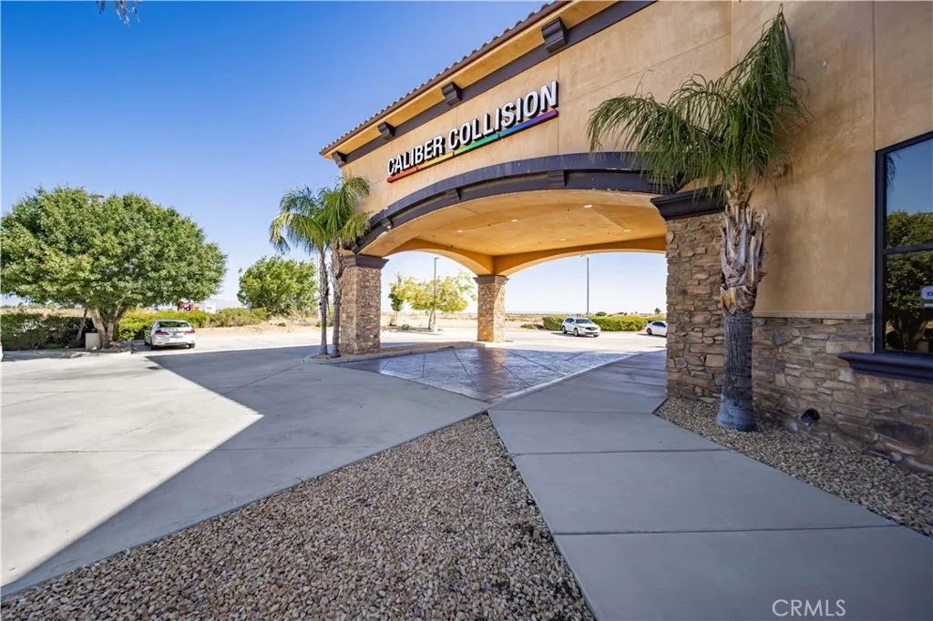 Additional image 4 of 40360 La Quinta Ln, Palmdale, CA 93551