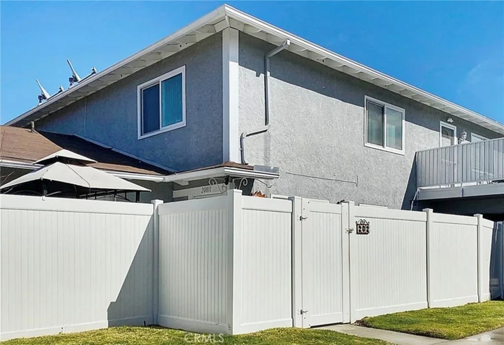 20811 Plum Canyon Rd Unit 202, Saugus, CA 91350