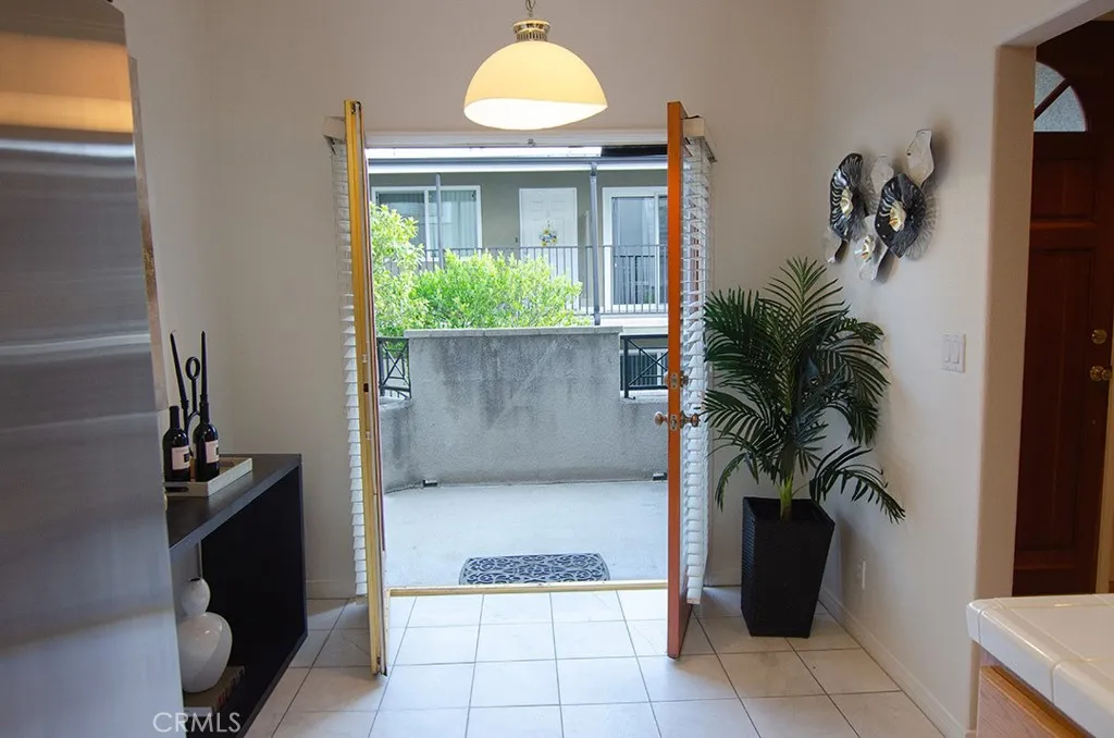 Additional image 17 of 240 S Mentor Ave Unit 2, Pasadena, CA 91106