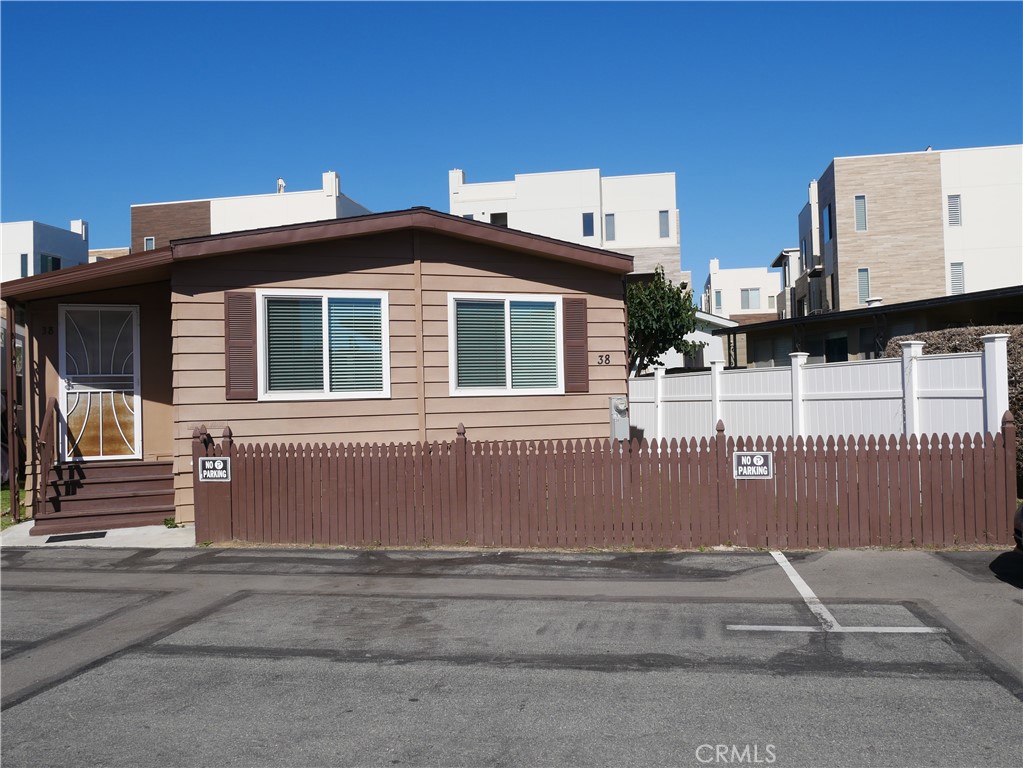 1535 Superior Avenue 38, Newport Beach, CA 92663 - MLS#: CV23023356