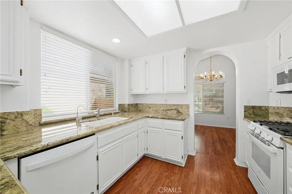 Additional image 10 of 19585 Ironside Dr, Apple Valley, CA 92308