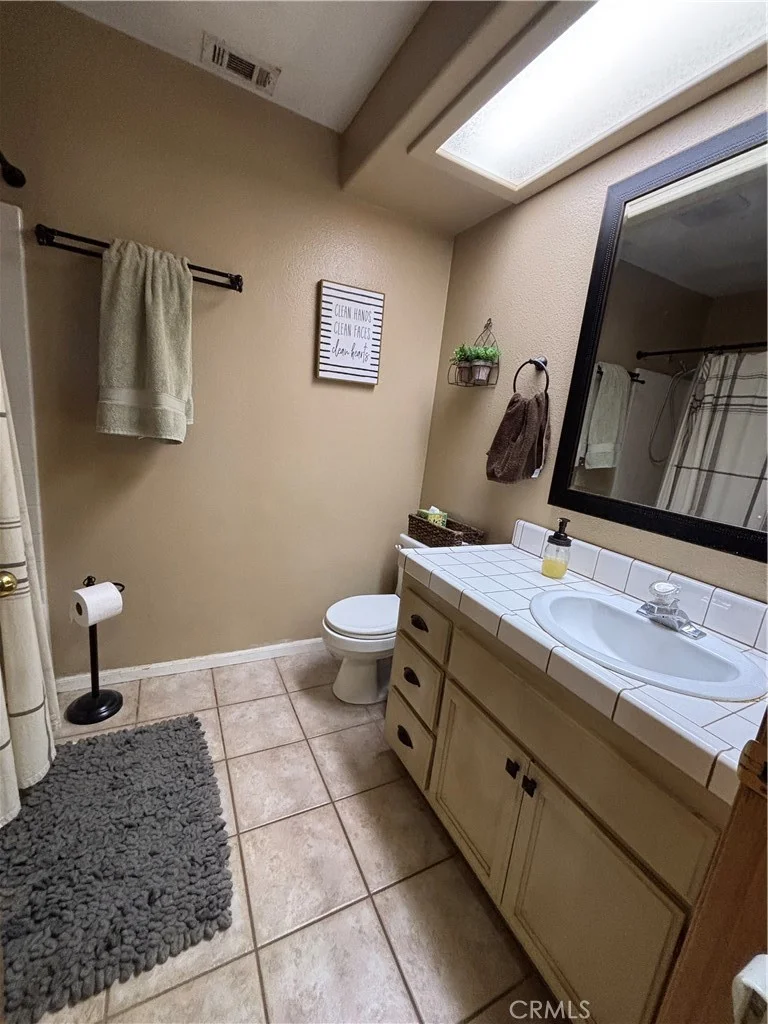 7474 Cedar Street, Phelan, CA 92371
