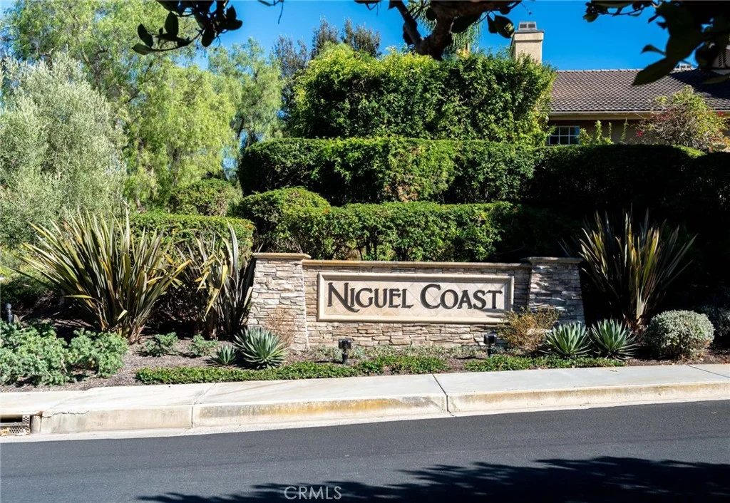 32252 Ridgeway Ave, Laguna Niguel, CA 92677