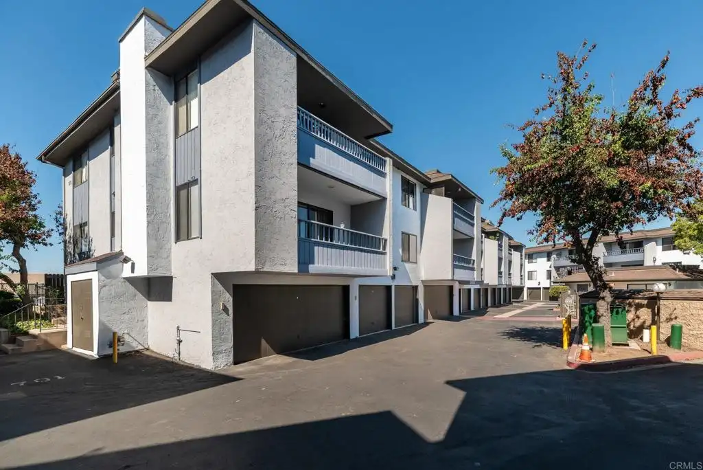 Additional image 3 of 3215 Midway Dr Unit 703, San Diego, CA 92110