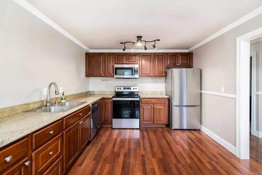 Additional image 16 of 3215 Midway Dr Unit 703, San Diego, CA 92110