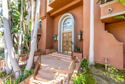 7100 La Tijera Boulevard Unit B102, Los Angeles, CA 90045 - MLS#: P1-21587