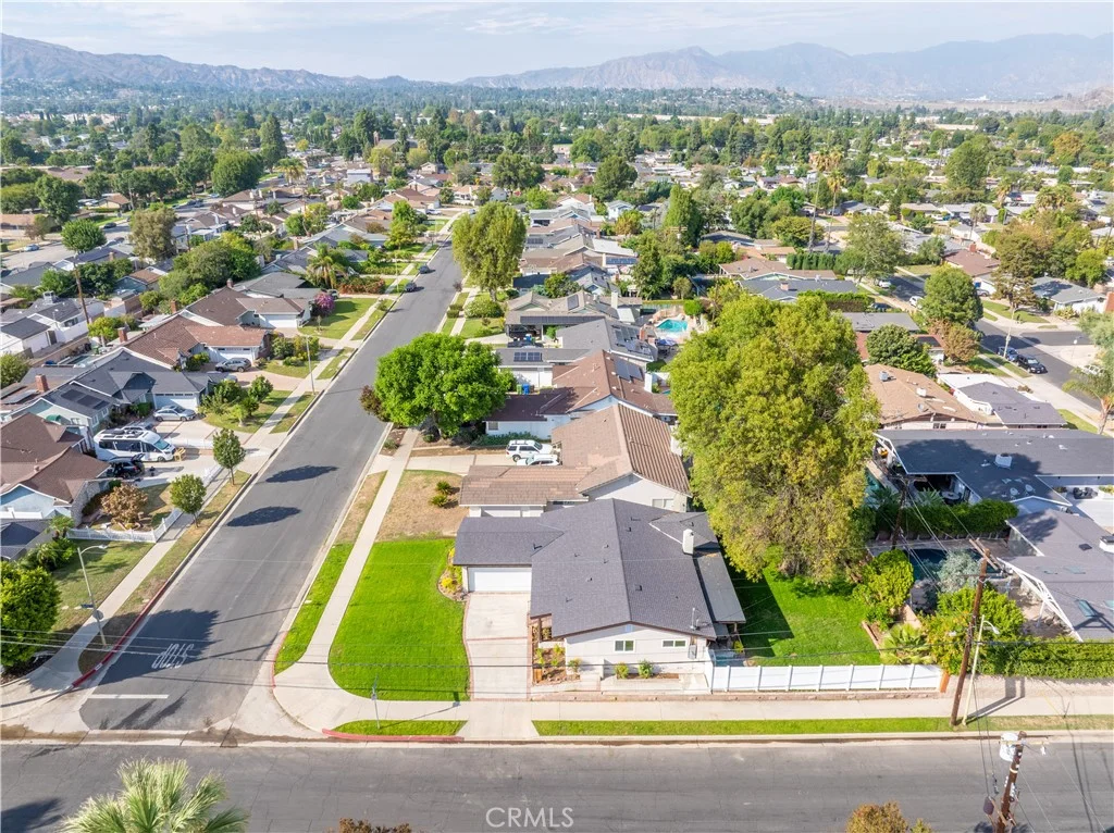 10500 Monogram Ave, Granada Hills, CA 91344