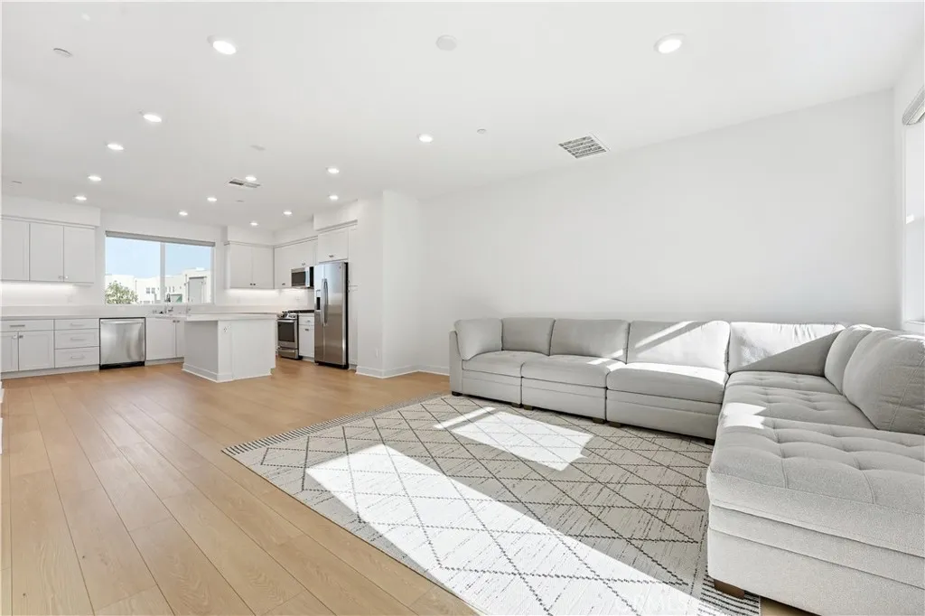 Additional image 21 of 1637 west lincoln ave unit 103, Anaheim, CA 92801