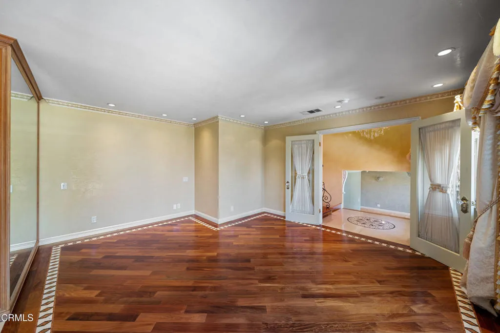 Additional image 21 of 1118 Oberlin Drive, Glendale, CA 91205