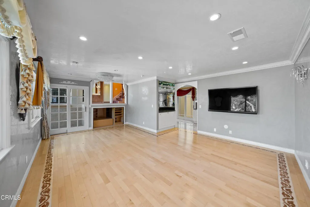 Additional image 50 of 1118 Oberlin Drive, Glendale, CA 91205