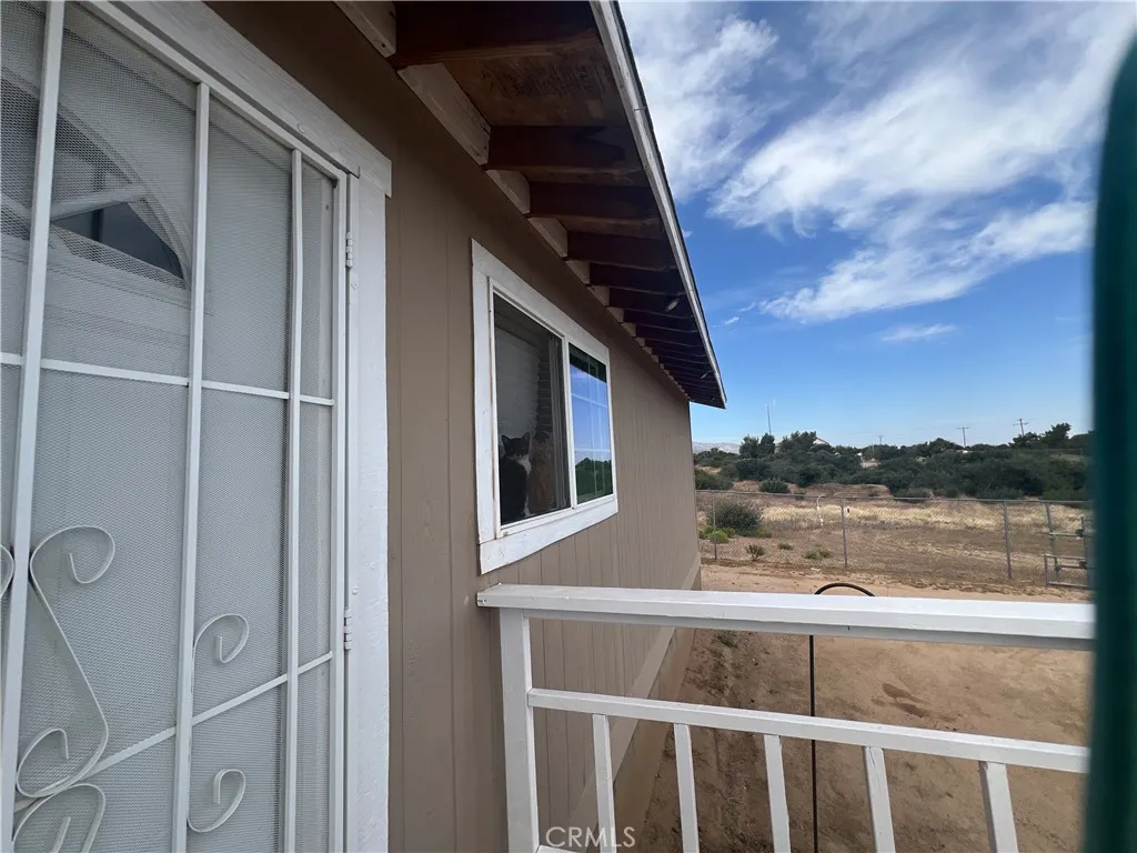 Additional image 32 of 8471 Caughlin Rd, Phelan, CA 92371