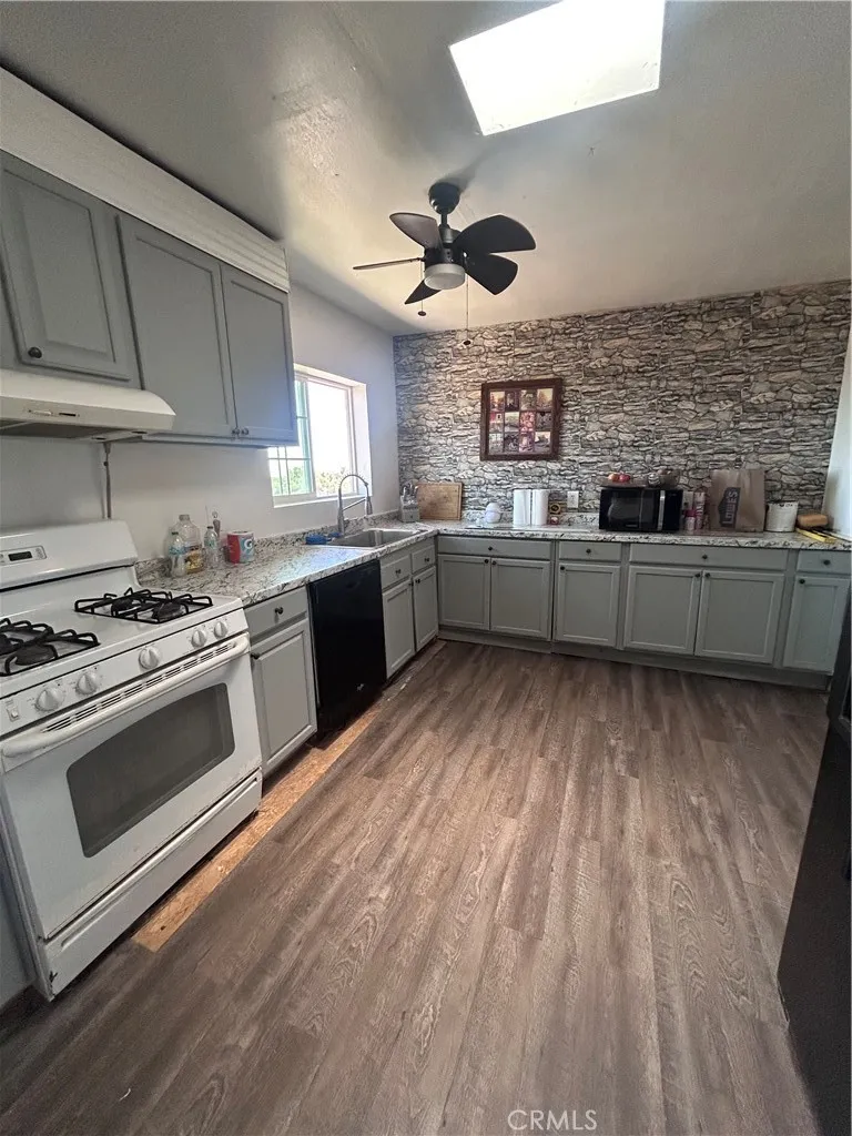 Additional image 34 of 8471 Caughlin Rd, Phelan, CA 92371