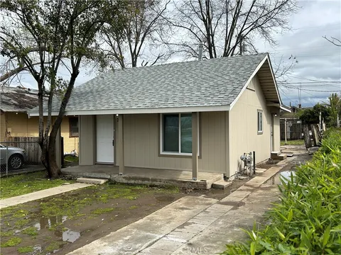 755 S 8th Street, Fresno, CA 93702 - MLS#: SC25053123