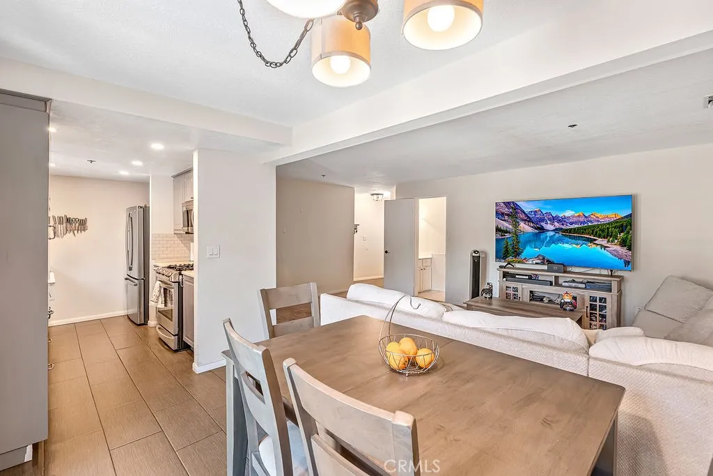 Additional image 10 of 1575 S Reservoir Street Unit D, Pomona, CA 91766