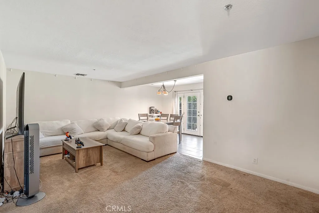 Additional image 43 of 1575 S Reservoir Street Unit D, Pomona, CA 91766
