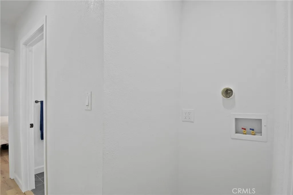 Additional image 23 of 5319 6th Ave, Los Angeles, CA 90043