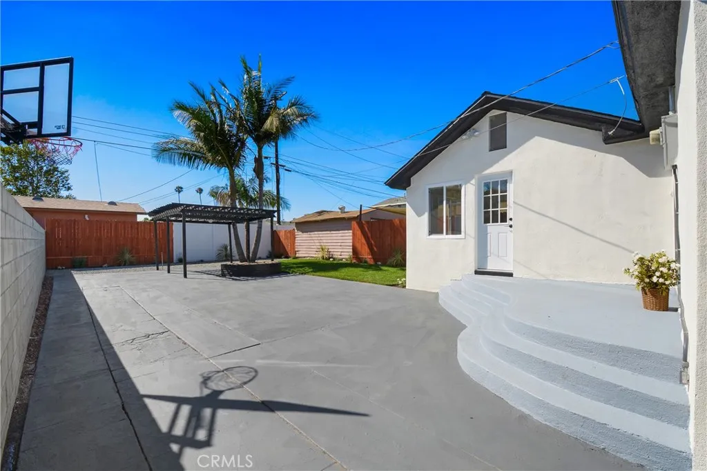 Additional image 28 of 5319 6th Ave, Los Angeles, CA 90043