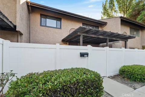2278 Loma Alta Drive Unit 8, Fullerton, CA 92833 - MLS#: OC24248027