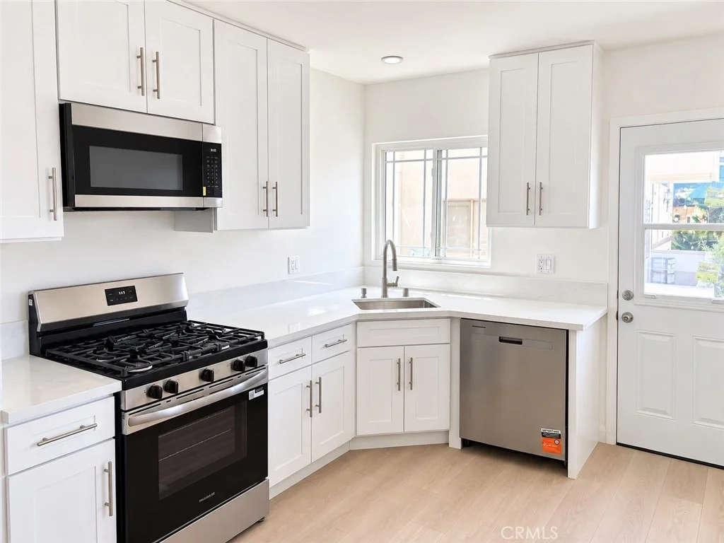 238 E Valencia Avenue E Unit A, Burbank, CA 91502