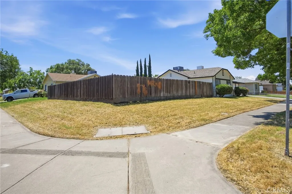 Additional image 6 of 604 Seville Way, Merced, CA 95341