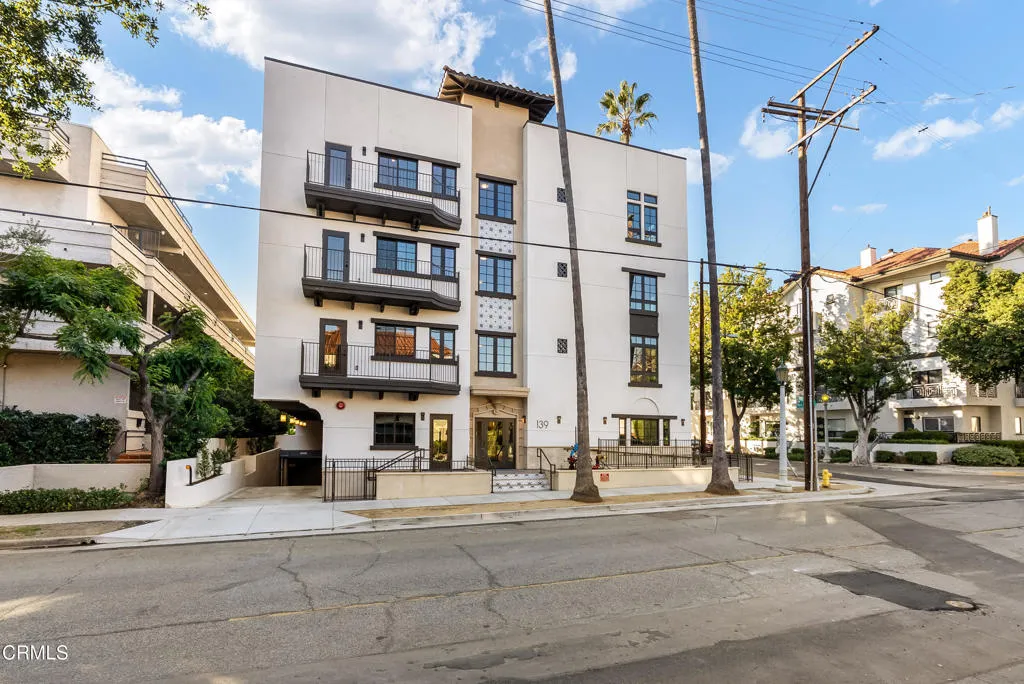 Additional image 23 of 139 S Oak Knoll Avenue Unit 304, Pasadena, CA 91101