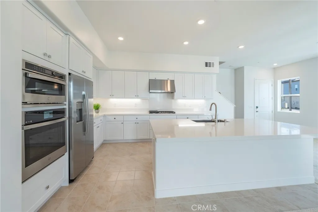 Additional image 10 of 121 Baluster, Irvine, CA 92618