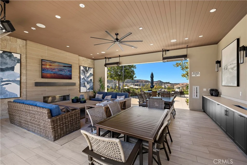 2401 Horseback Rd, Rancho Mission Viejo, CA 92694