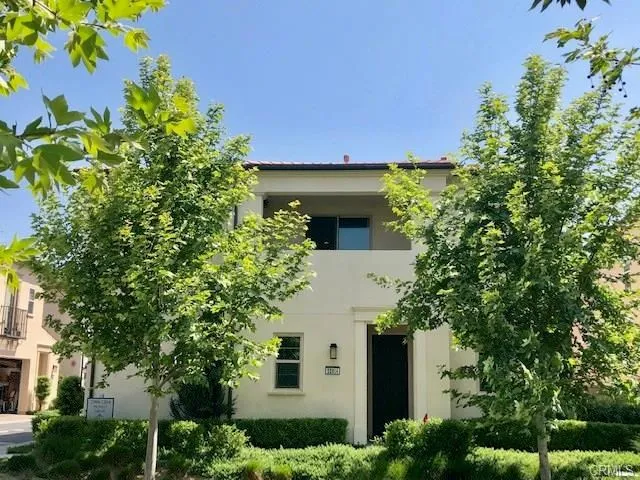 22014 Moveo Drive, Saugus, CA 91350