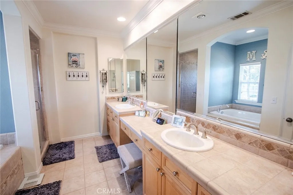 Additional image 98 of 27042 Edgewater Lane, Valencia, CA 91355