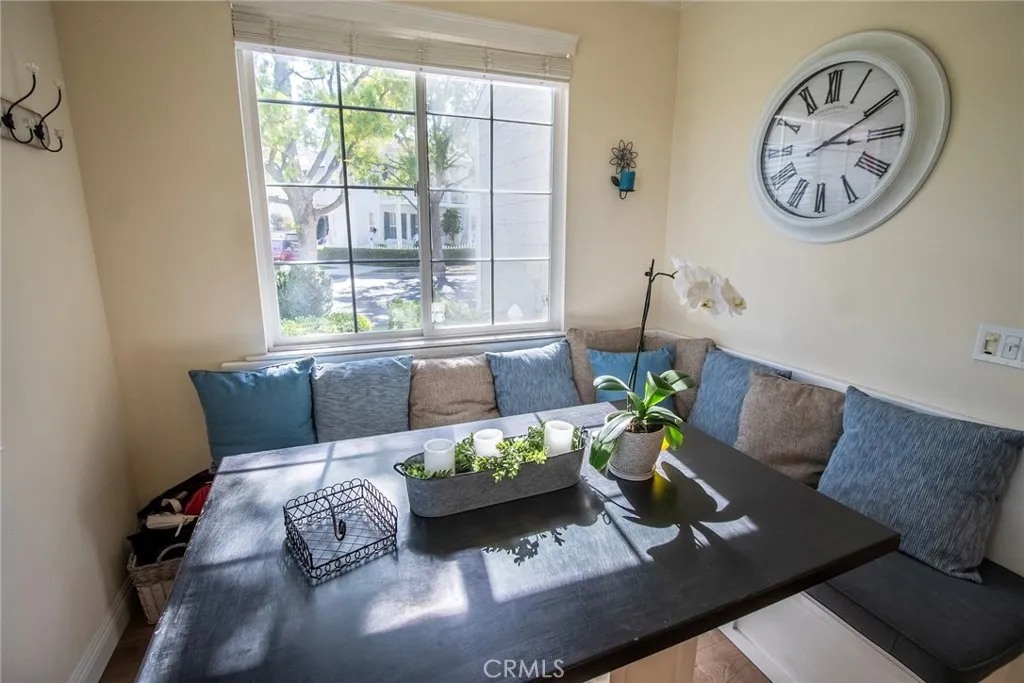 Additional image 91 of 27042 Edgewater Lane, Valencia, CA 91355