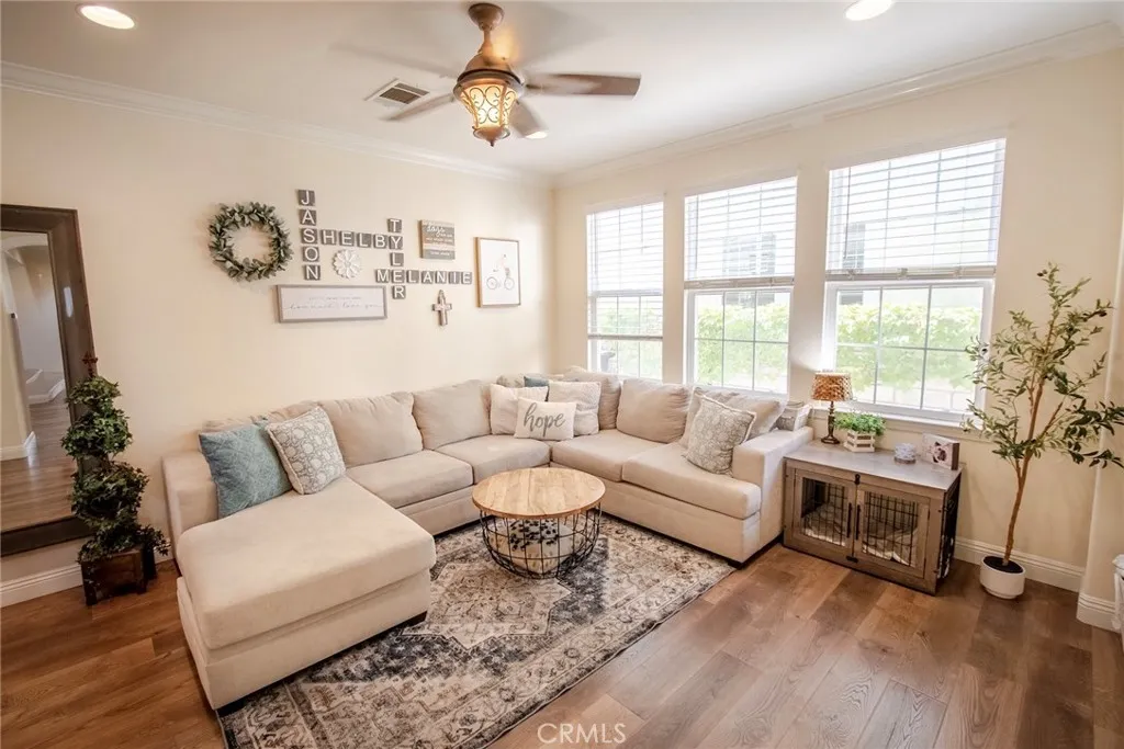 Additional image 83 of 27042 Edgewater Lane, Valencia, CA 91355
