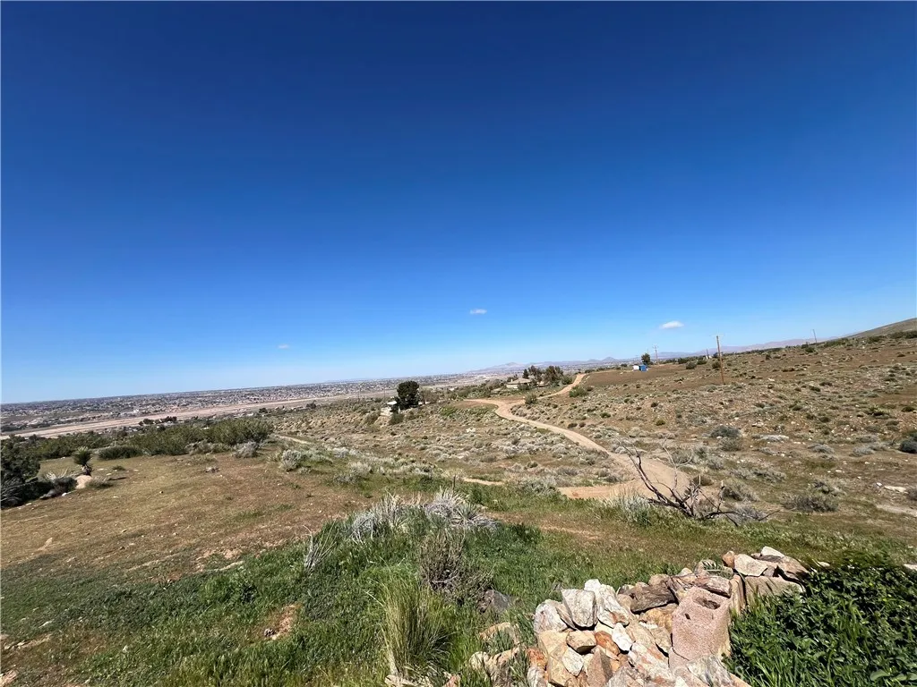Additional image 15 of 20474 Gemmill Rd, Apple Valley, CA 92308