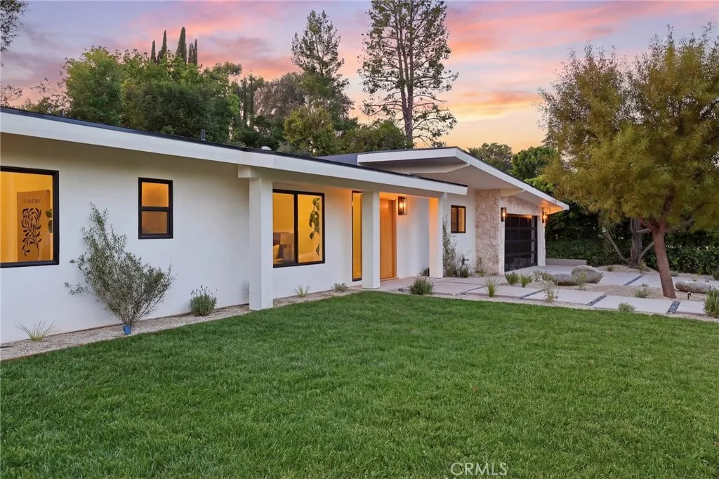 Additional image 3 of 4615 El Caballero Drive, Tarzana, CA 91356