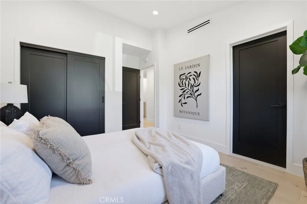 Additional image 95 of 4615 El Caballero Drive, Tarzana, CA 91356