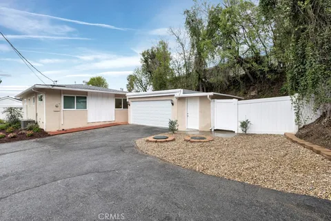 22476 Cass Avenue, Woodland Hills, CA 91364 - MLS#: SR25055532