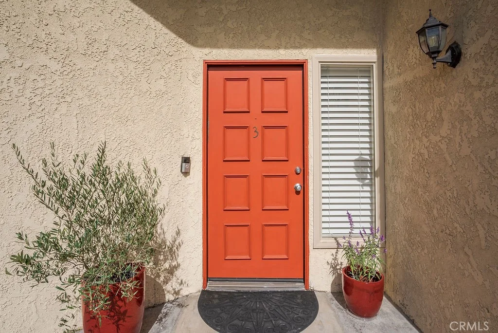 1881 Alpha Road Unit 3, Glendale, CA 91208 photo 2