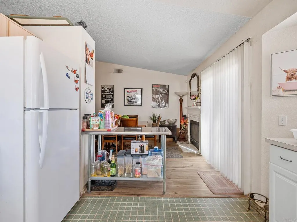 Additional image 8 of 10787 Almond St, Adelanto, CA 92301