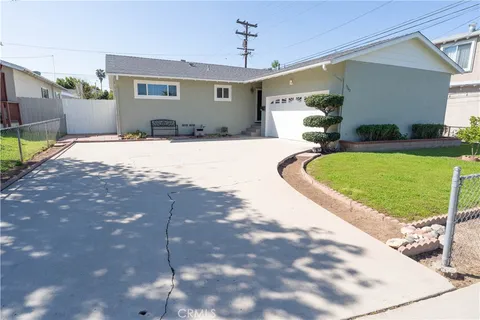 1203 Roselle Court, El Cajon, CA MLS: PW25038611