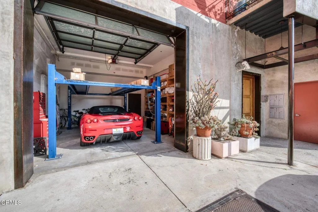 188 N Holliston Avenue, Pasadena, CA 91106