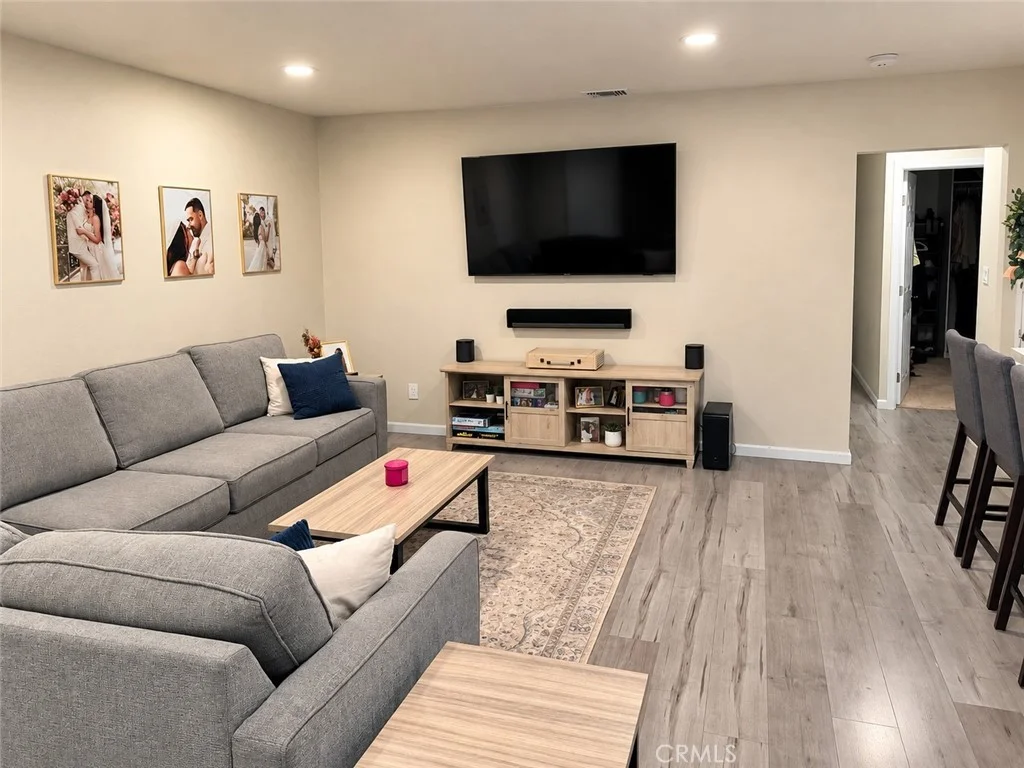 9045 Bellegrave Ave, Jurupa Valley, CA 92509