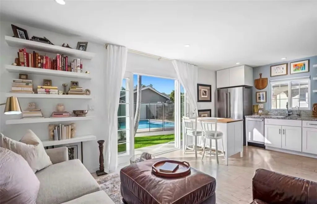 Additional image 3 of 1550 Palais, Anaheim, CA 92802